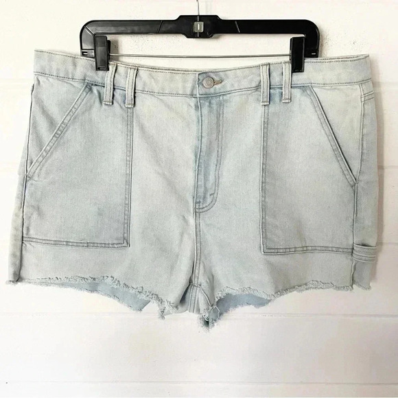 Wild Fable Women’s Highest Rise Denim Raw Hem Light Wash Shorts Size 18 - Picture 1 of 9